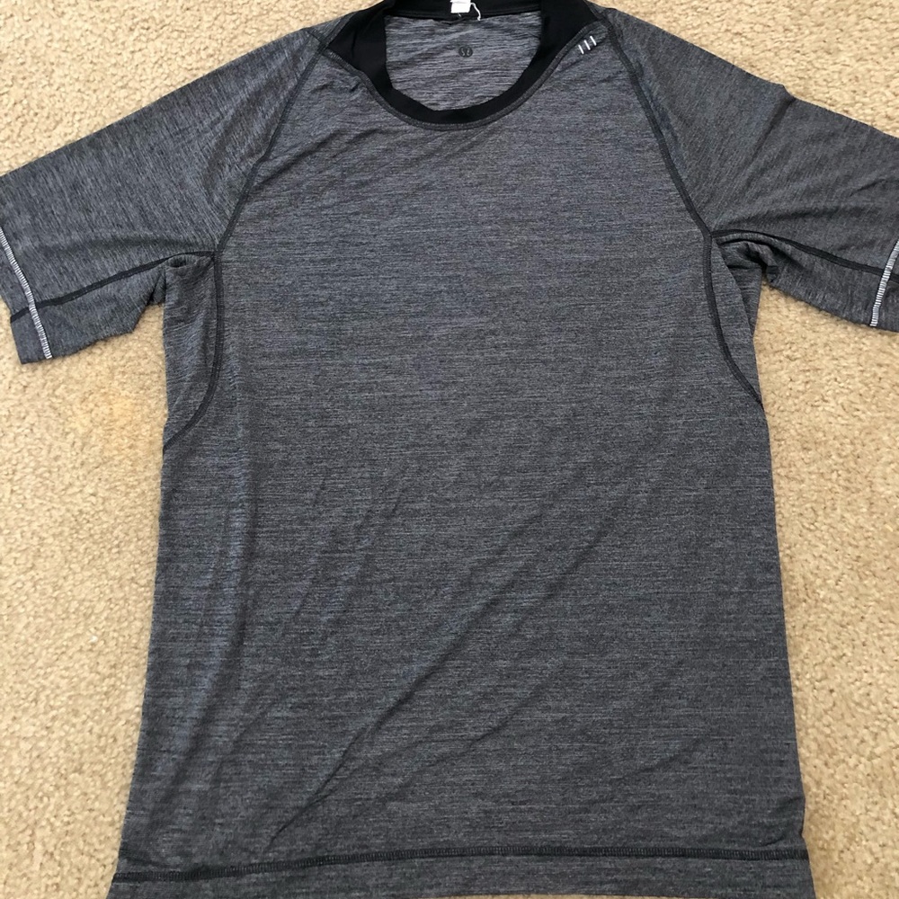 Male Lululemon Tshirt
